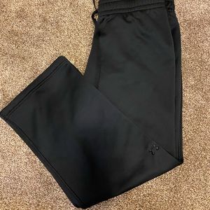 3/30 Under armour sweatpants